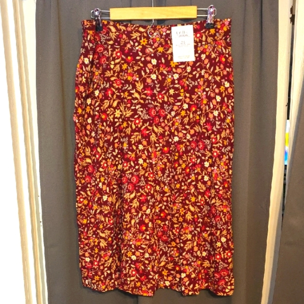 NWT Croft & Barrow Women's Skirt Fall Floral Elastic Pockets Prairie Sz L